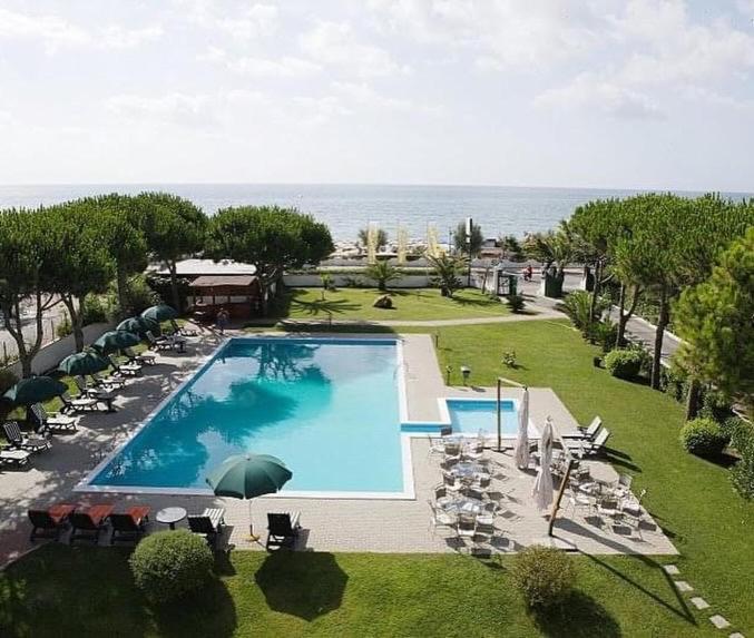 Capo Circeo Beach Resort Spa Fronte Mare San Felice Circeo Dış mekan fotoğraf