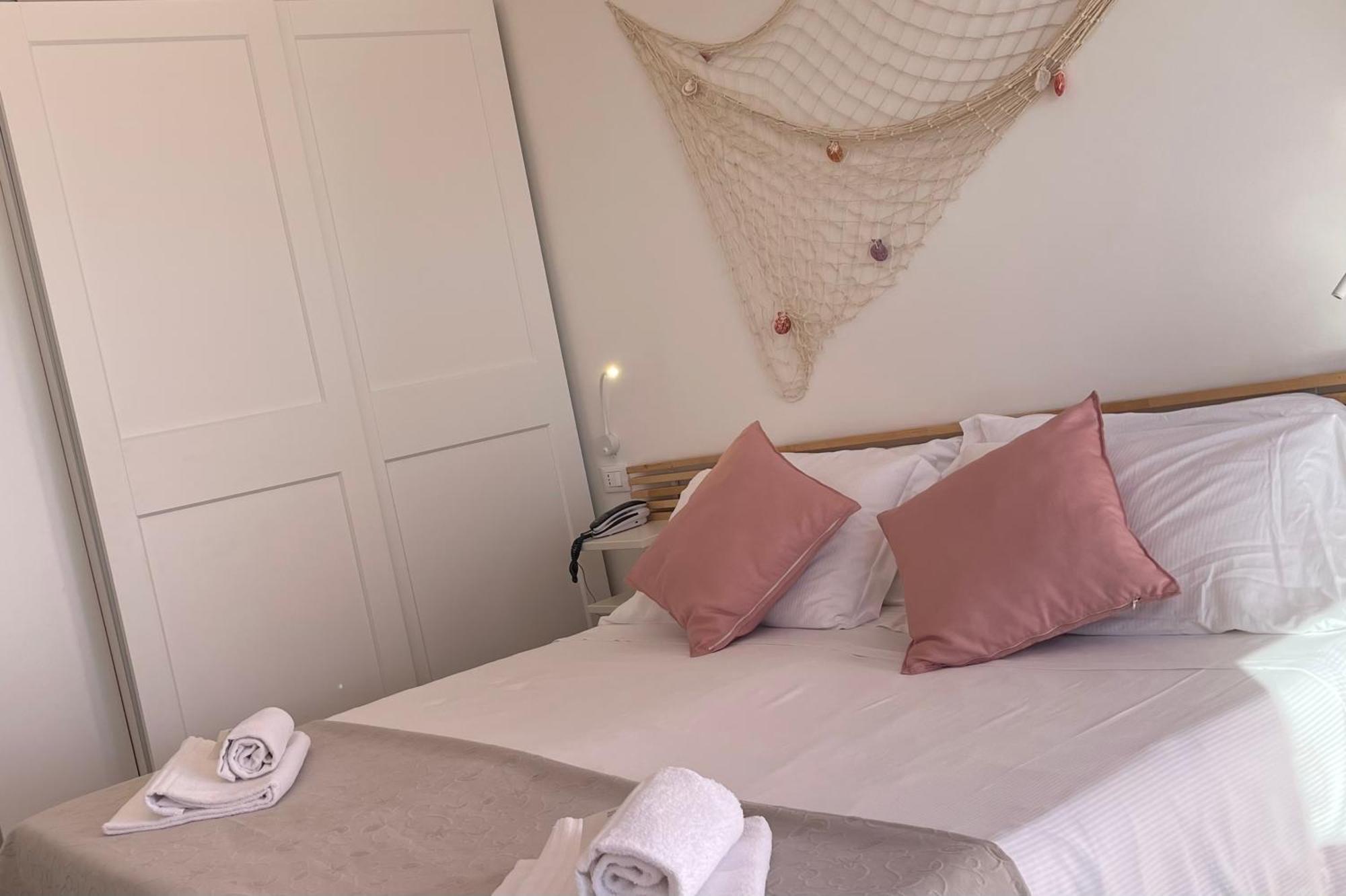 Capo Circeo Beach Resort Spa Fronte Mare San Felice Circeo Dış mekan fotoğraf
