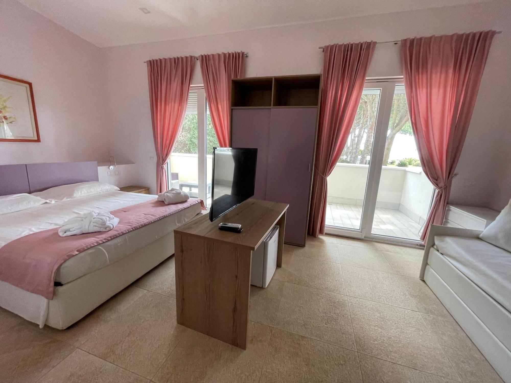 Capo Circeo Beach Resort Spa Fronte Mare San Felice Circeo Dış mekan fotoğraf